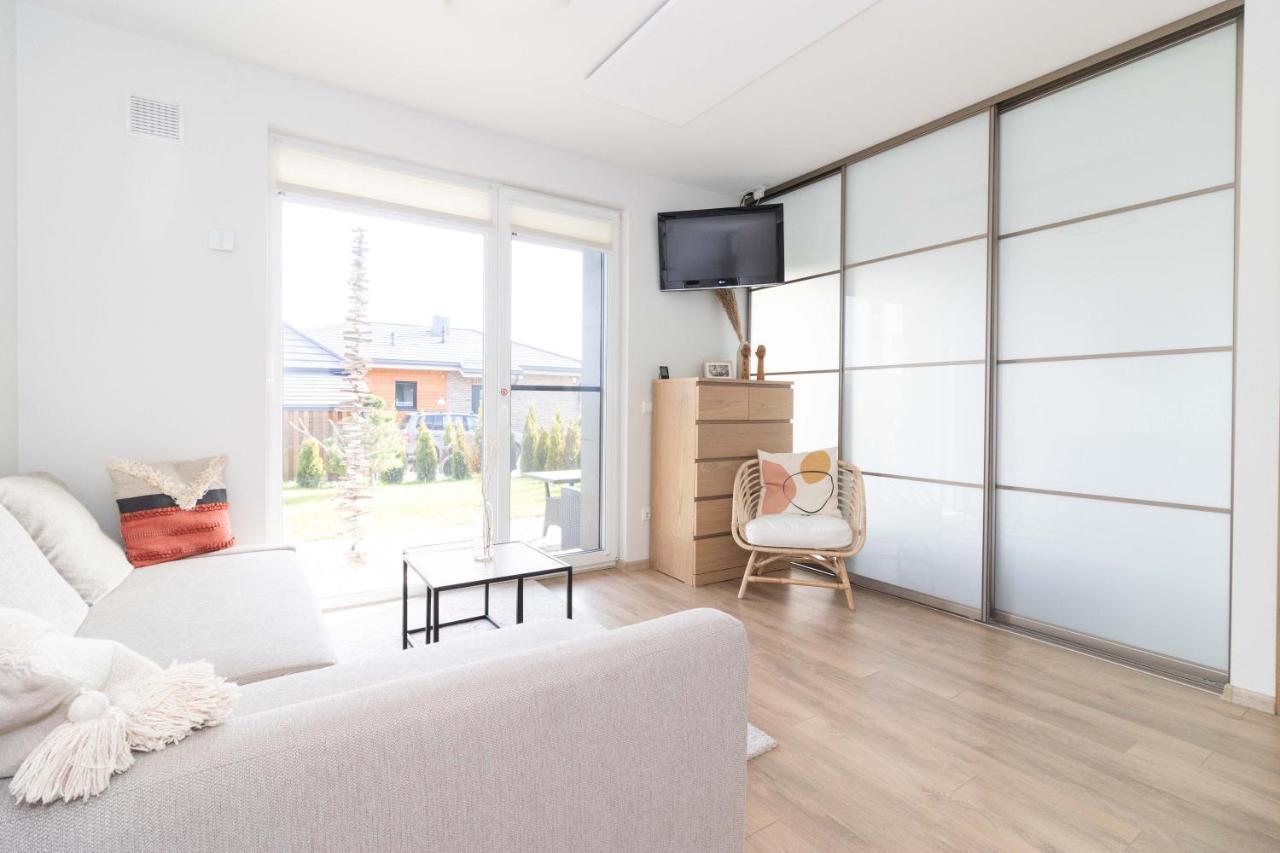 Green Shine Apartment, By Cohost Połąga Zewnętrze zdjęcie
