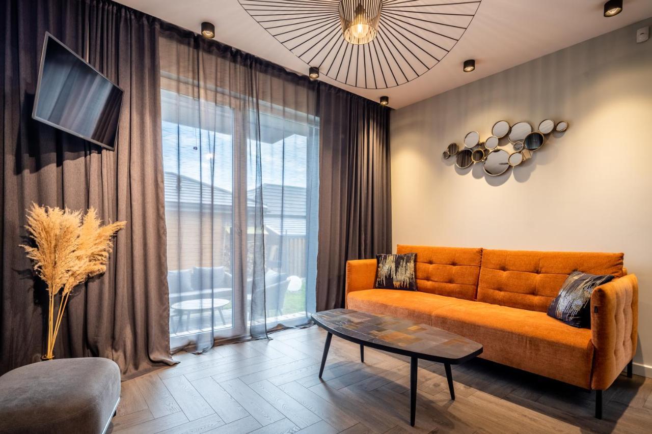 Green Shine Apartment, By Cohost Połąga Zewnętrze zdjęcie