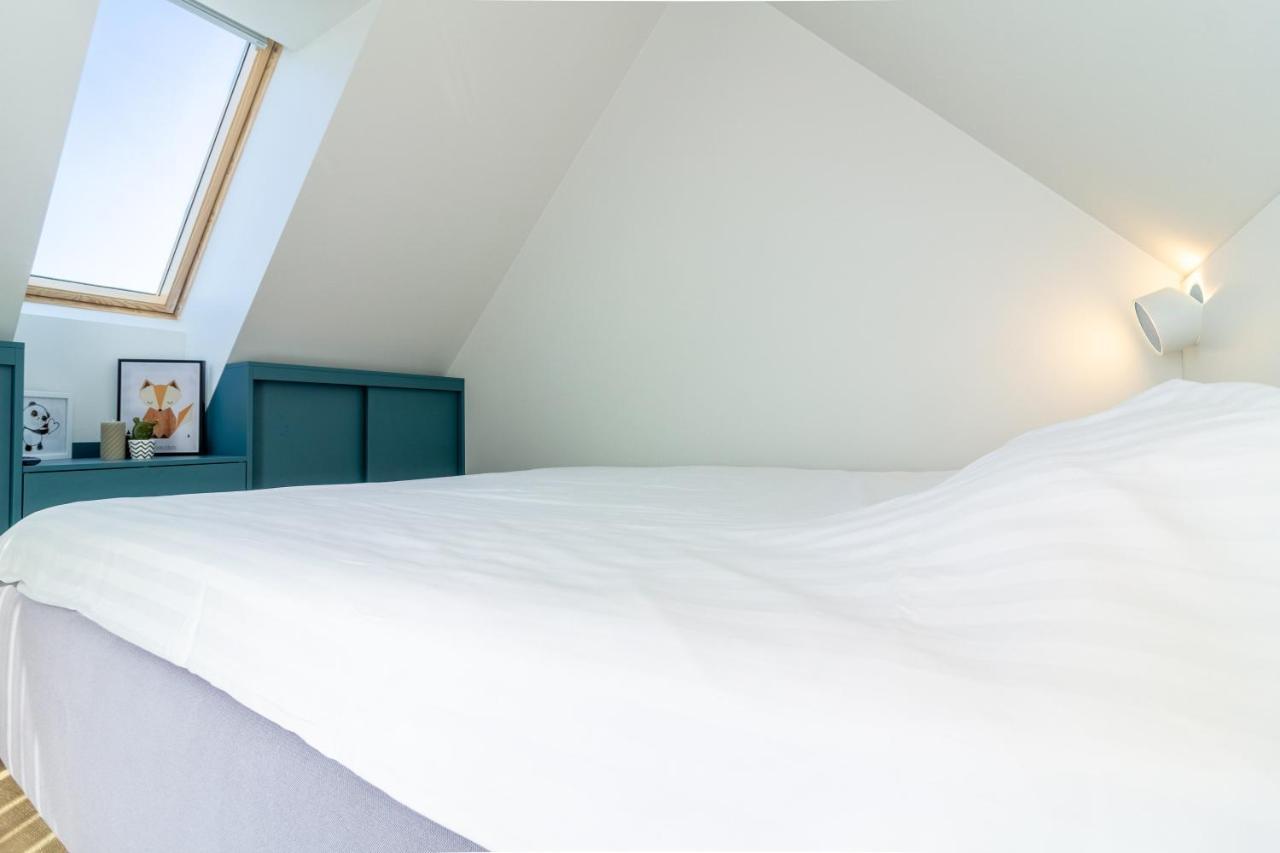 Green Shine Apartment, By Cohost Połąga Zewnętrze zdjęcie
